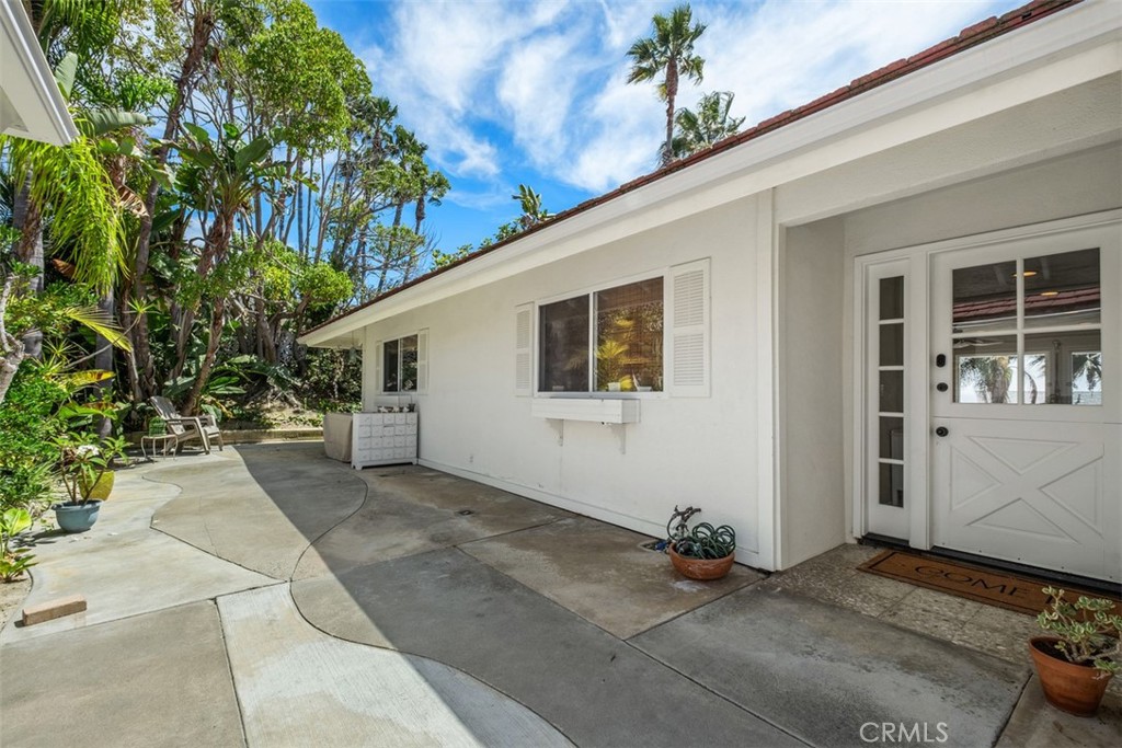 2719 Via Montecito Property Photo 5