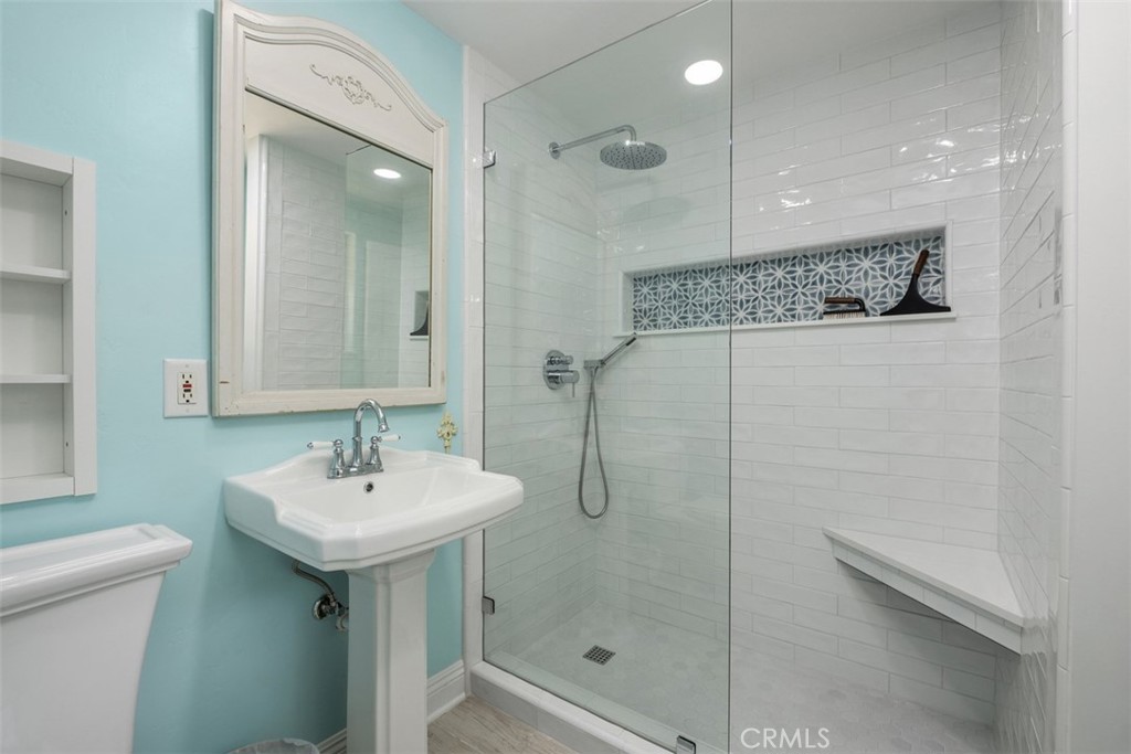 2719 Via Montecito Property Photo 18