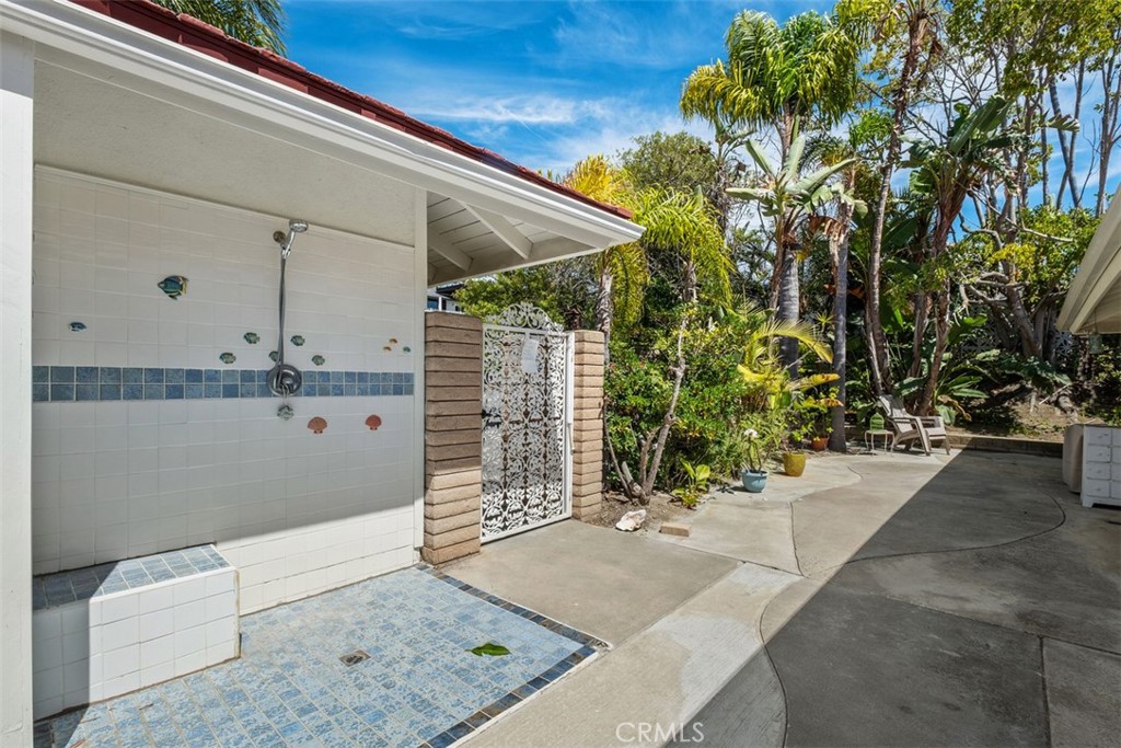 2719 Via Montecito Property Photo 24