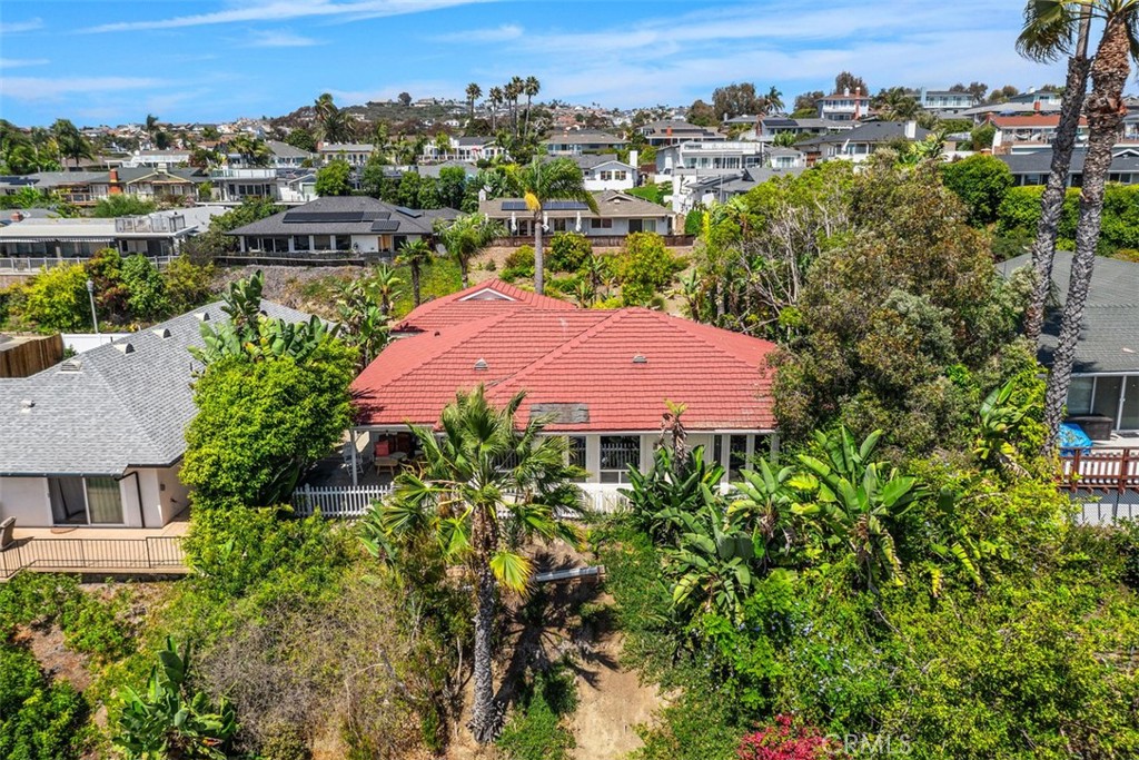 2719 Via Montecito Property Photo 28