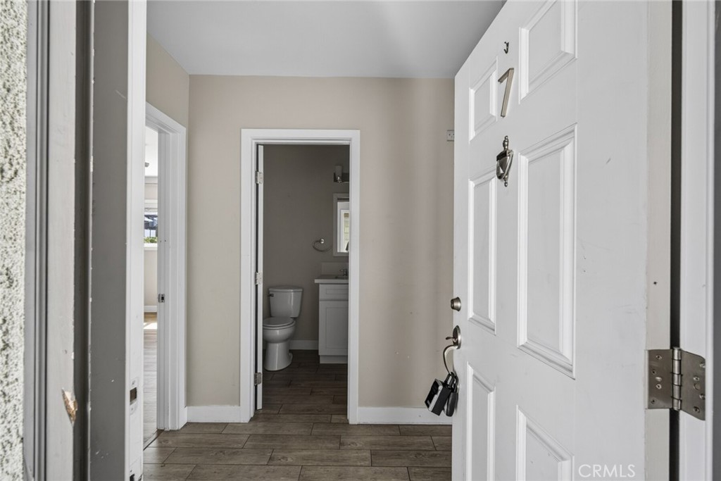 222 Arch 7 Property Photo 9