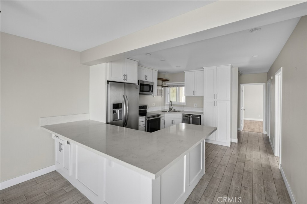 222 Arch 7 Property Photo 15