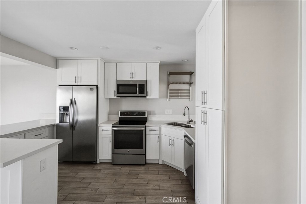 222 Arch 7 Property Photo 19