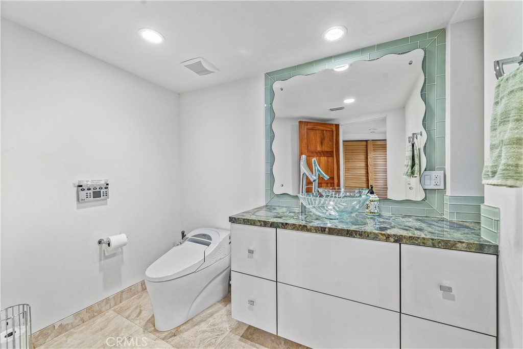 1005 Madison Place Property Photo 35