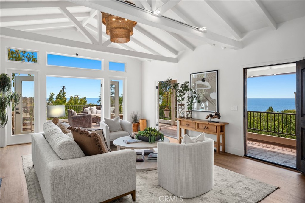 31402 Ocean View Property Photo 1