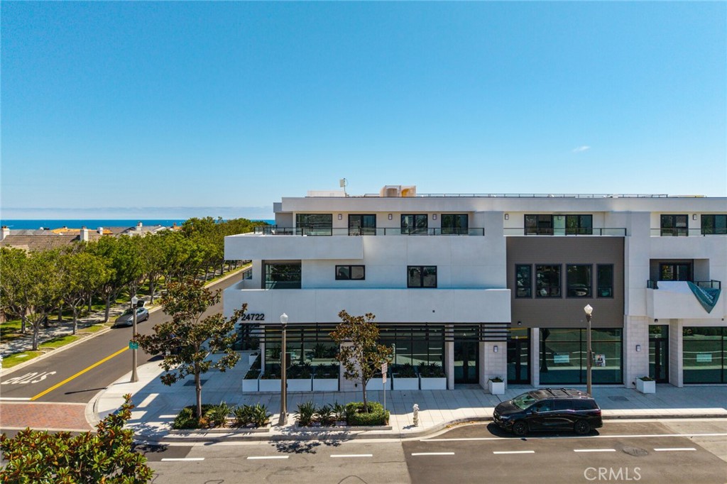 24722 Del Prado Property Photo 2