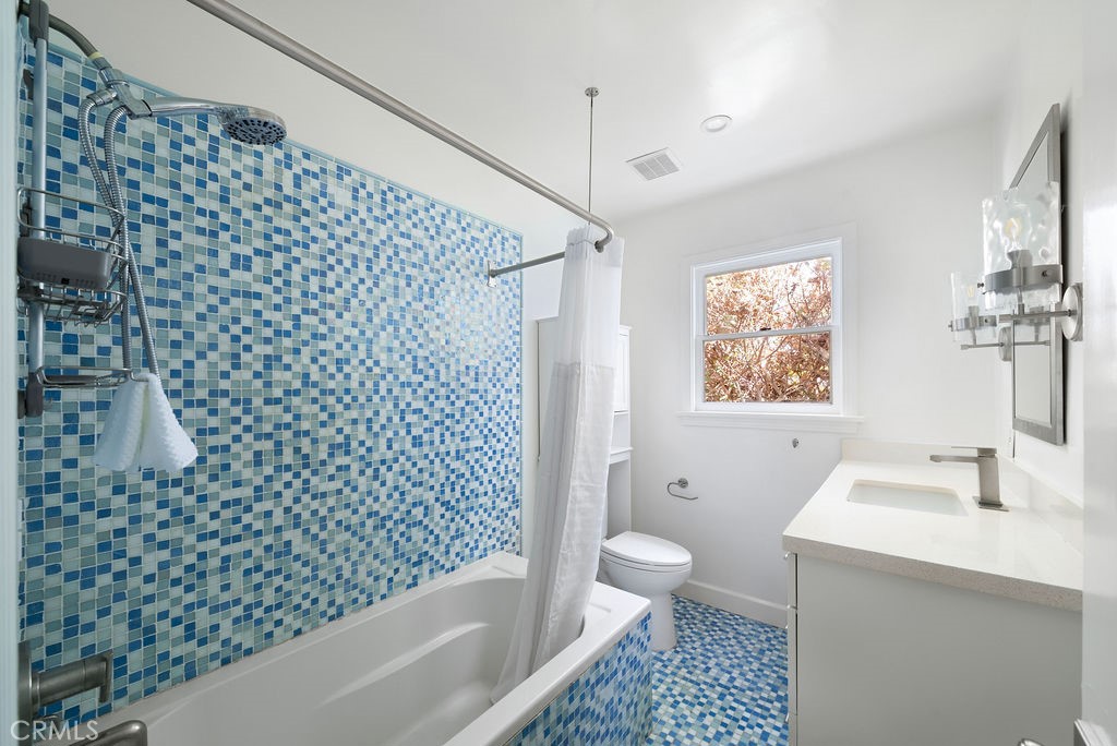 465 Monterey Property Photo 16