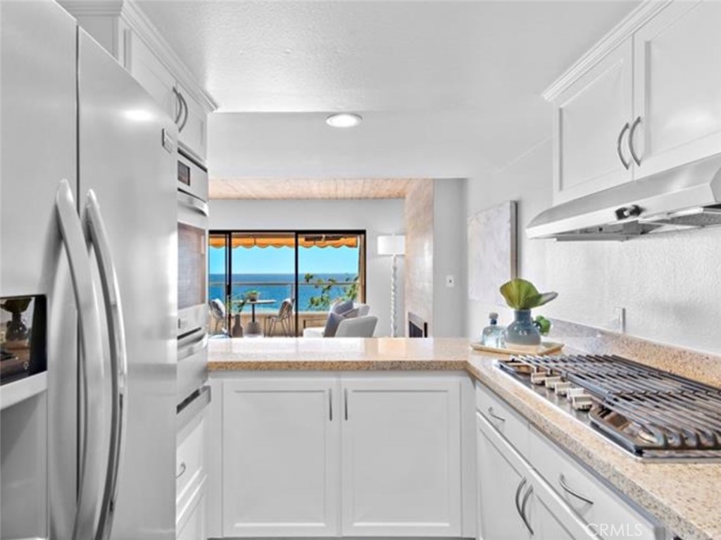 21801 Ocean Vista 24 Property Photo 4