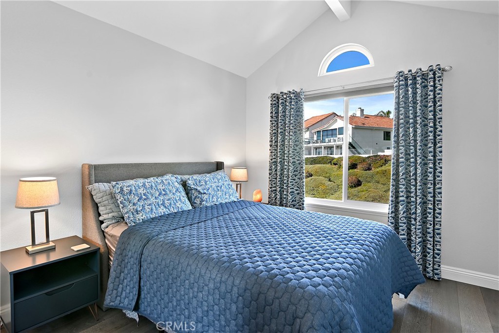 75 Palm Beach Court Property Photo 25