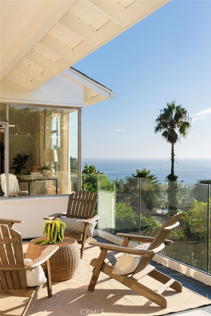 933 Coast View Property Photo 5