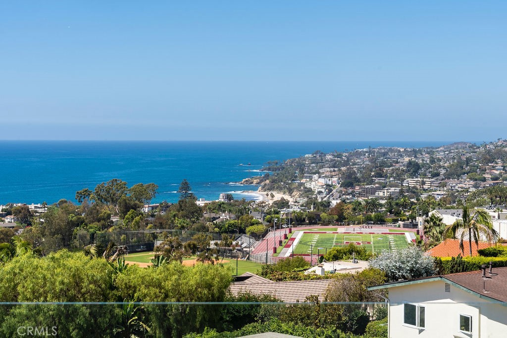 933 Coast View Property Photo 8