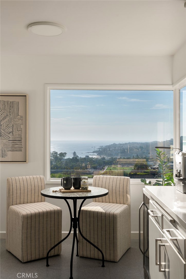 933 Coast View Property Photo 16