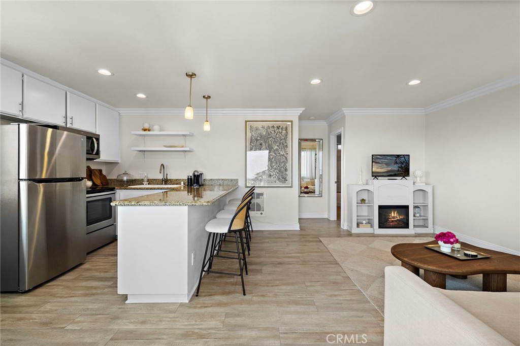 33782 Malaga B Property Photo 2