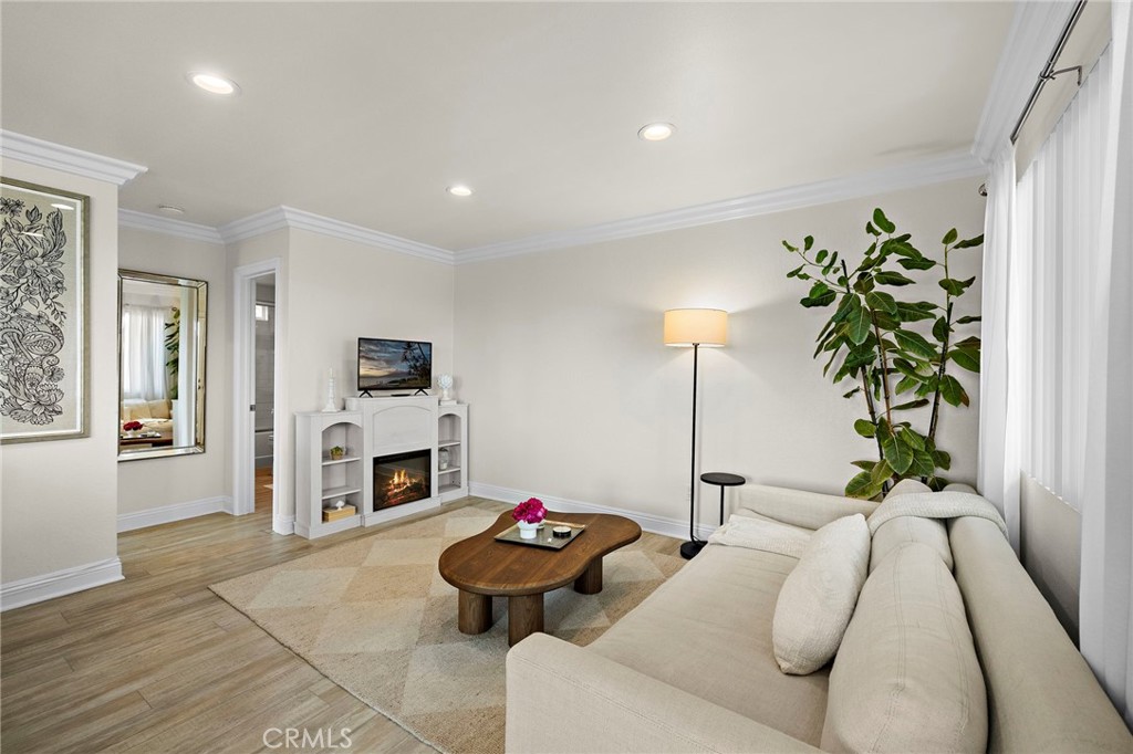 33782 Malaga B Property Photo 3