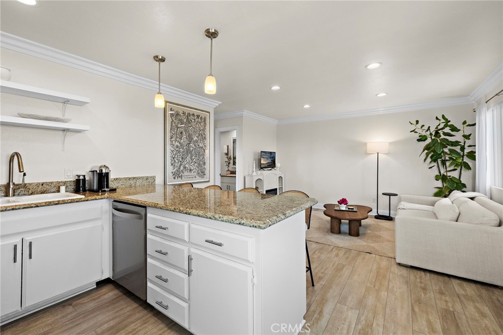 33782 Malaga B Property Photo 8