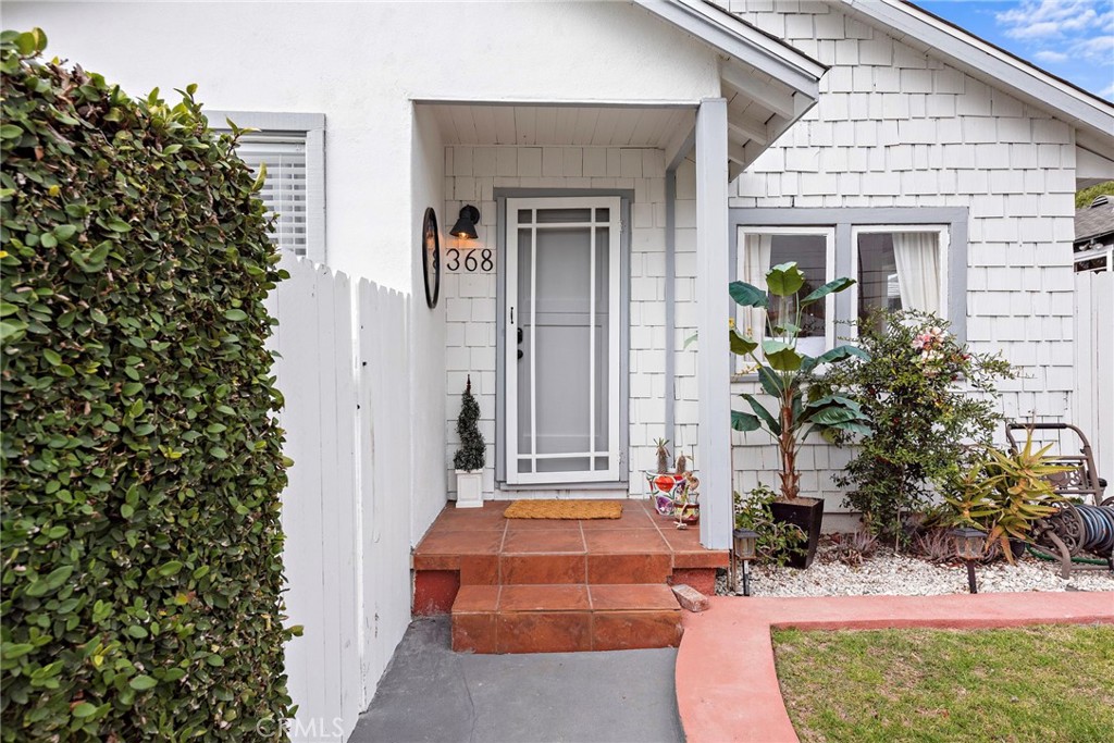 368 Oak Street Property Photo 2