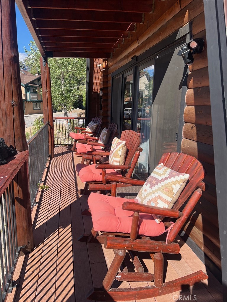 43573 Yosemite Property Photo 8