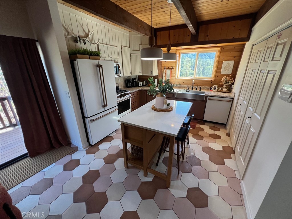 43573 Yosemite Property Photo 21