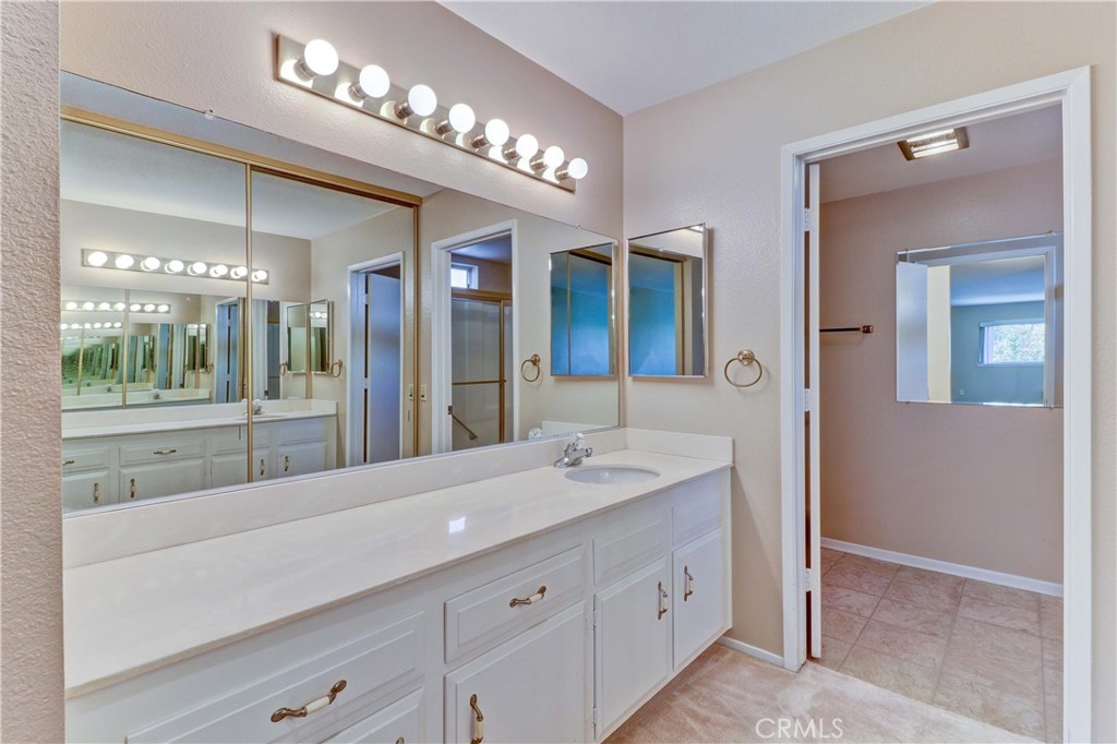 2396 W Via Mariposa W 3h Property Photo 16
