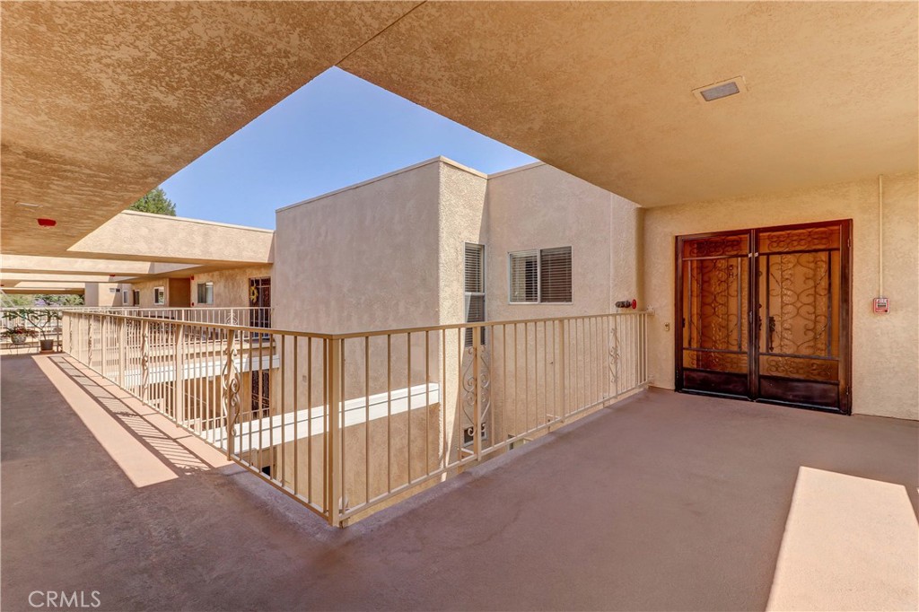 2396 W Via Mariposa W 3h Property Photo 31