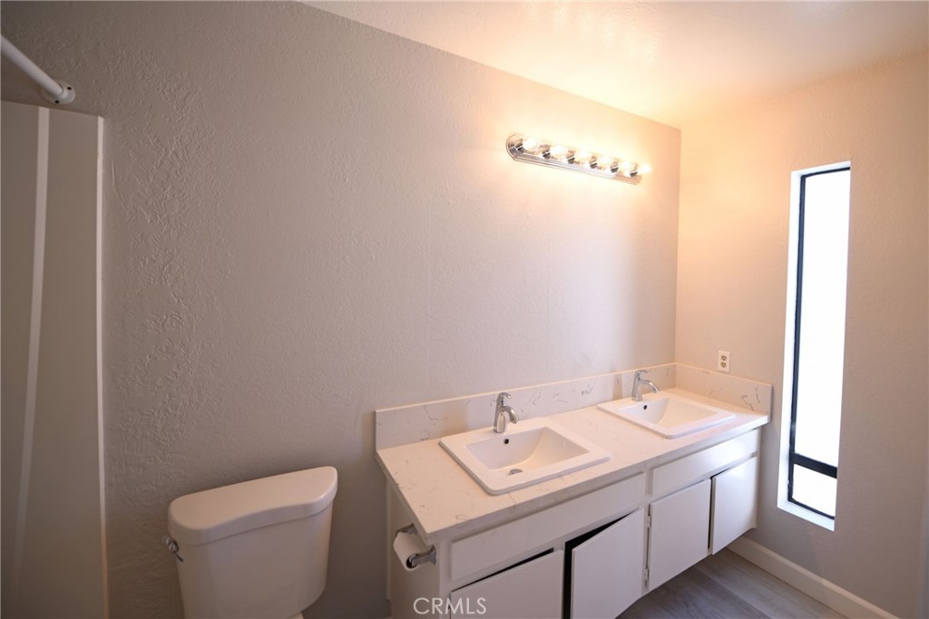 2264 Pamela Lane C Property Photo 13