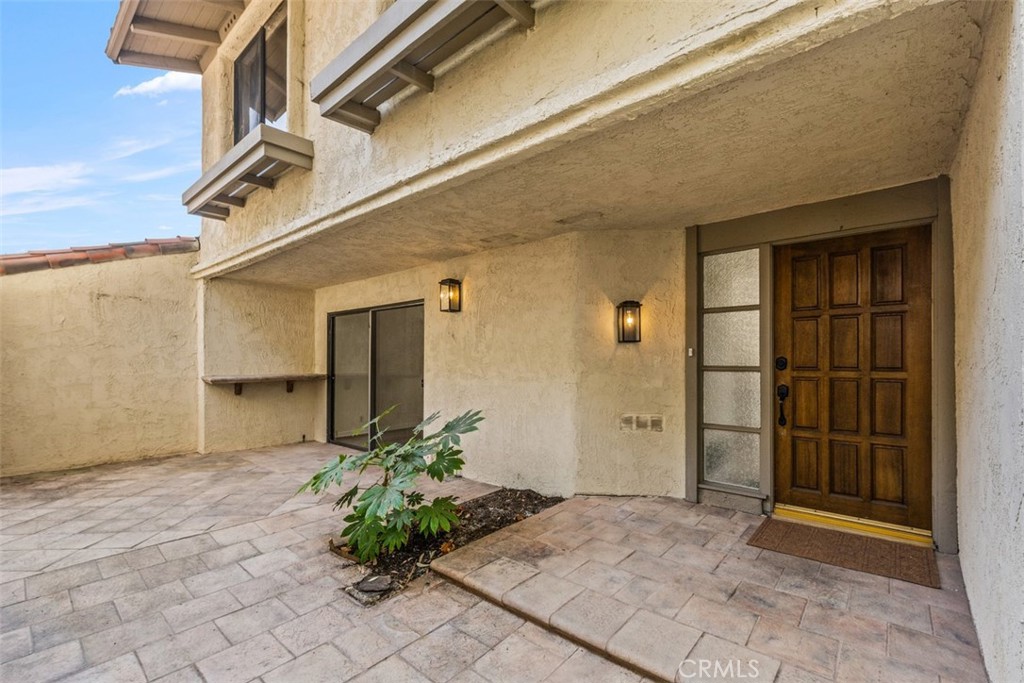 25572 Spinnaker Drive Property Photo 4