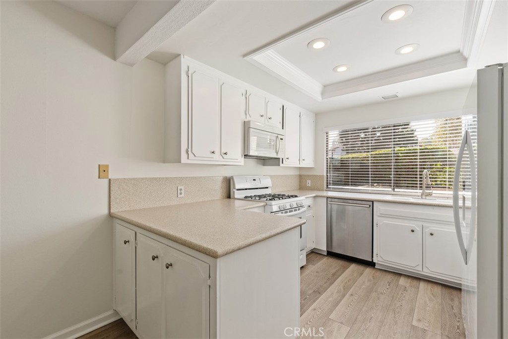25572 Spinnaker Drive Property Photo 10