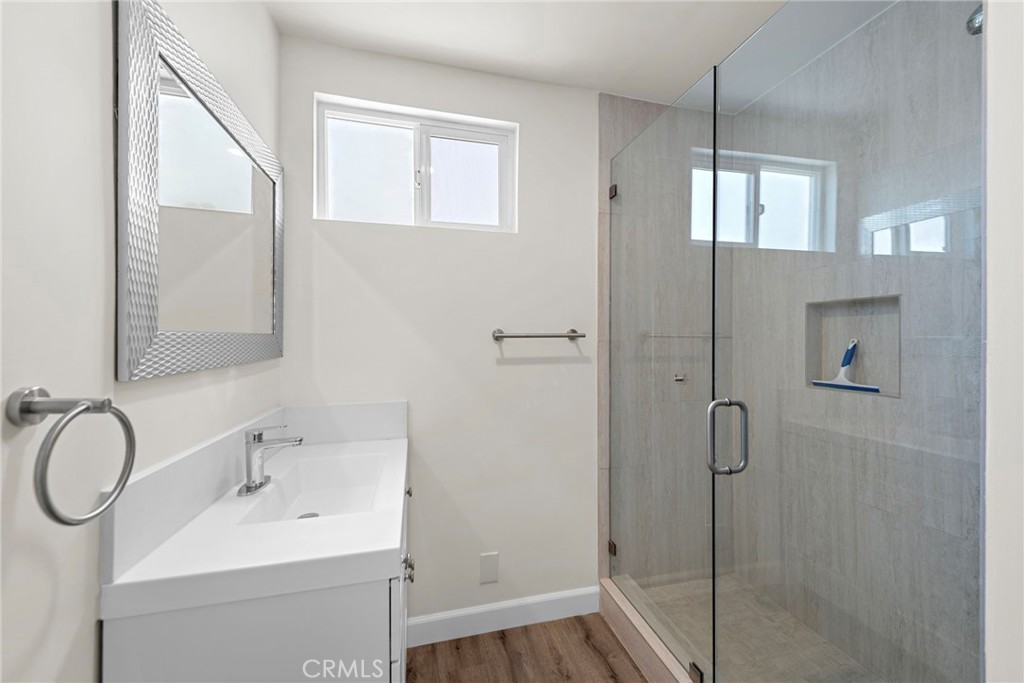 326 N Coast F Property Photo 4