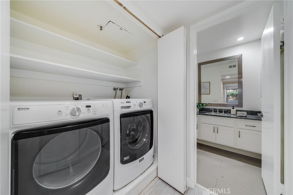 280 Cagney 103 Property Photo 22