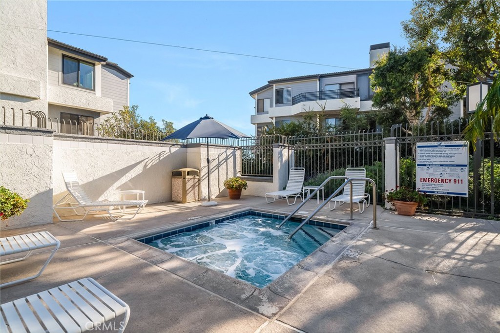 280 Cagney 103 Property Photo 31