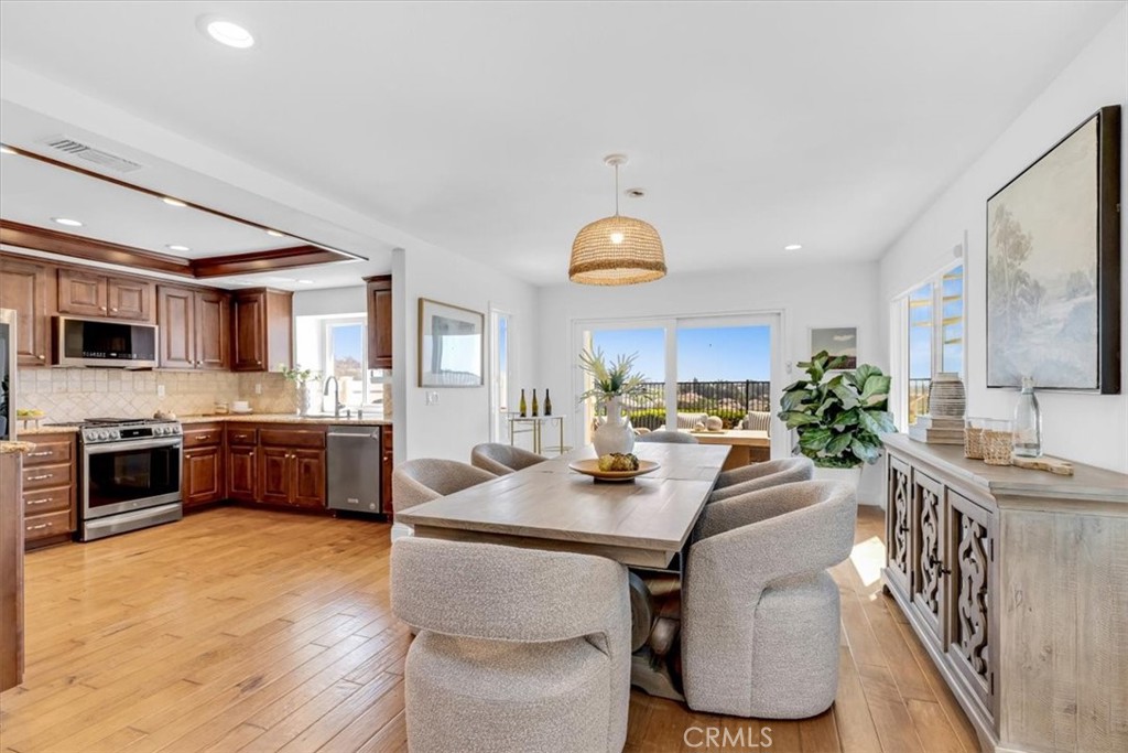 20 Hyannis Property Photo 15
