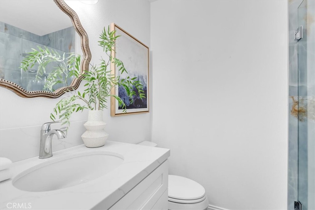 20 Hyannis Property Photo 24