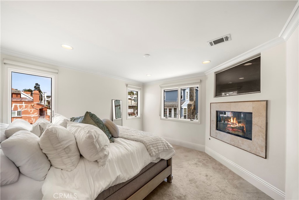 438.5 Dahlia Property Photo 4