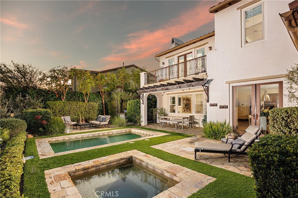 18 Via Alcamo Property Photo 2