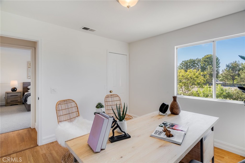 21 Rhode Island Property Photo 29