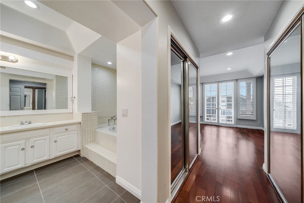 34300 Lantern Bay Drive 25 Property Photo 12