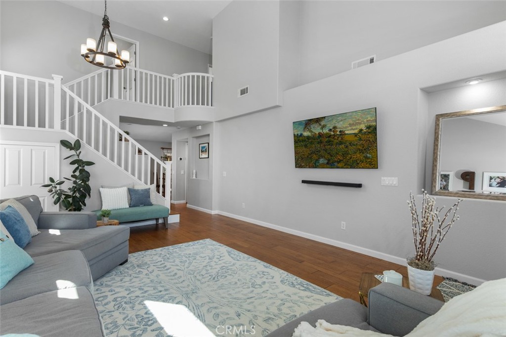 9 Sequoia Property Photo 3