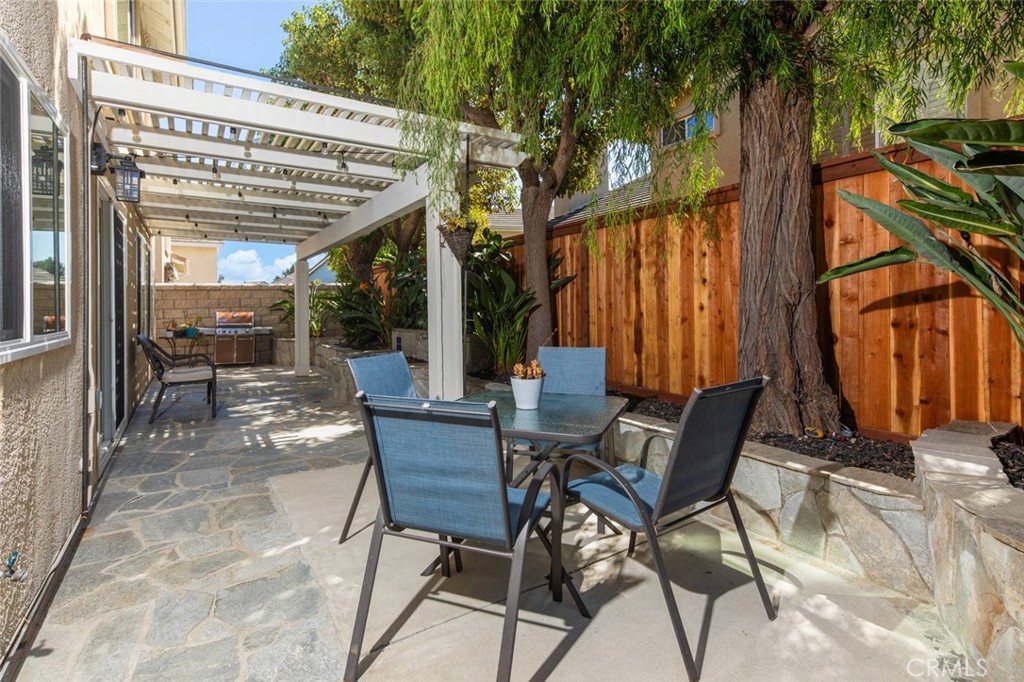 9 Sequoia Property Photo 13