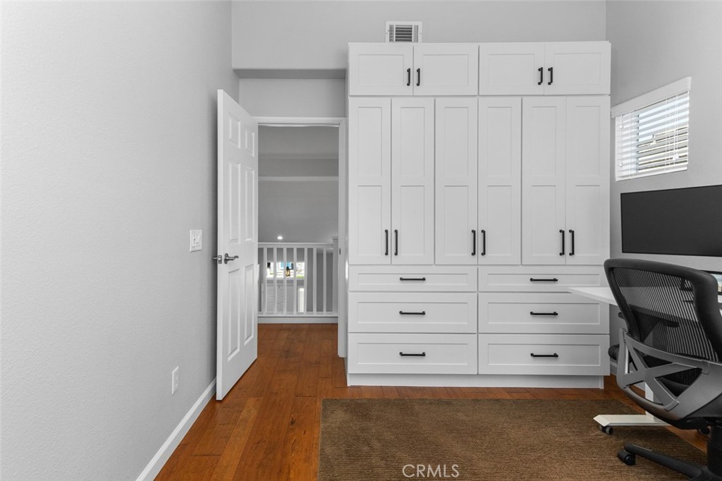 9 Sequoia Property Photo 25