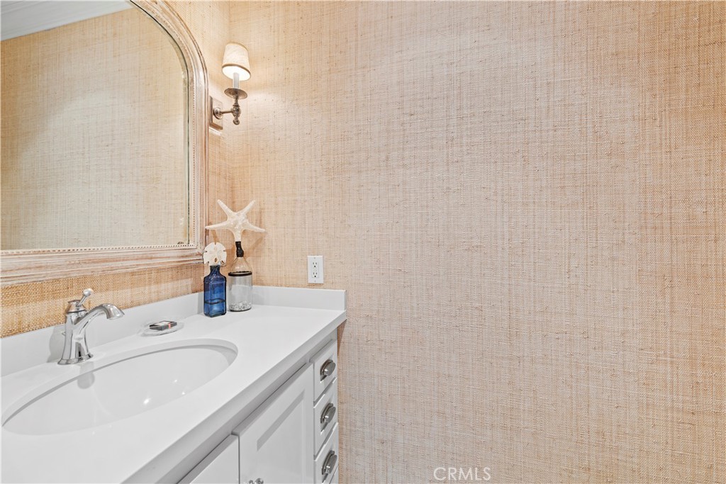 2175 S Coast 13 Property Photo 15