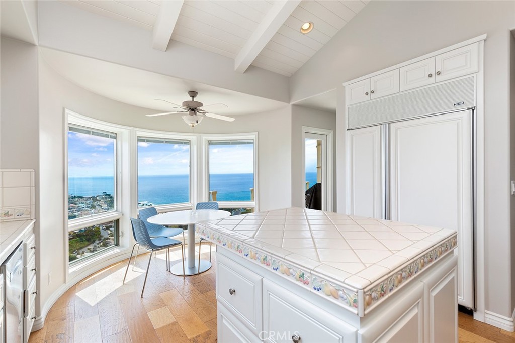 1221 Emerald Bay Property Photo 8