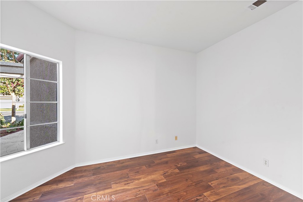47 Donatello Property Photo 4