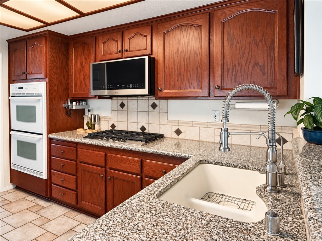 2400 Pepperwood Property Photo 15