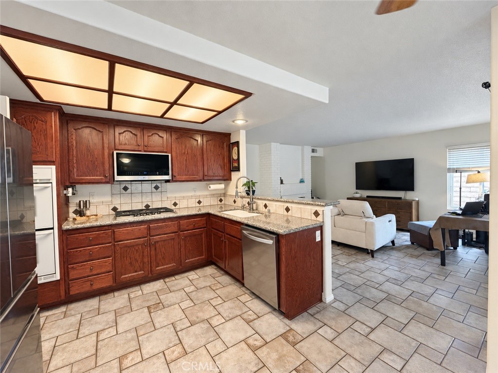 2400 Pepperwood Property Photo 16