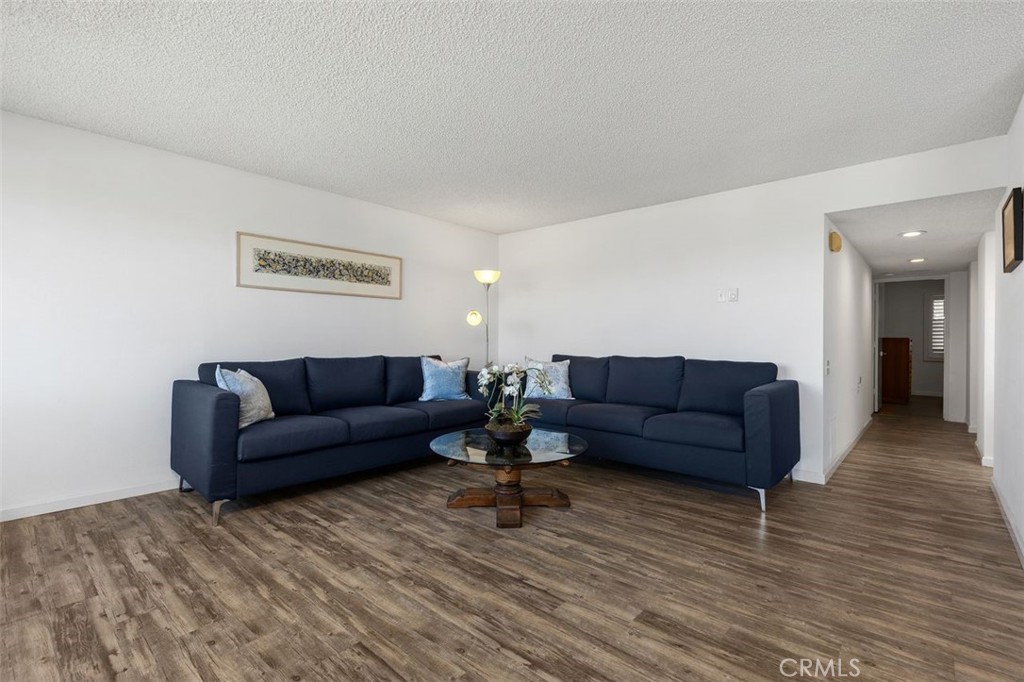 4013 Calle Sonora Oeste Unit 2e Property Photo 6