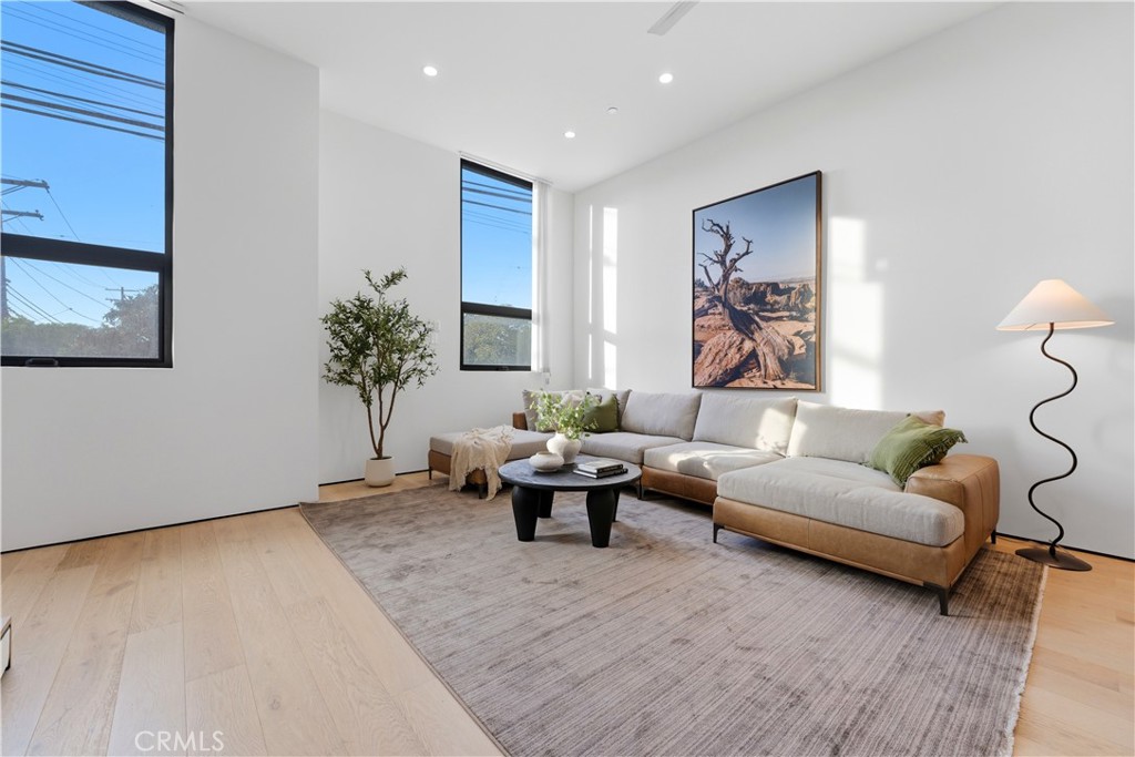 11702 Charnock Road Property Photo 3