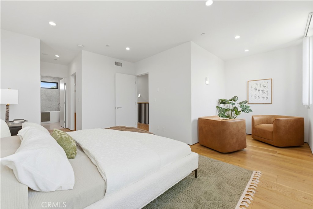 11702 Charnock Road Property Photo 15