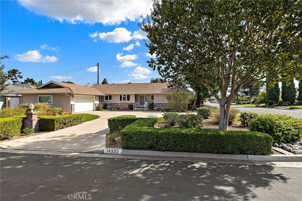 14222 Shasta Way Property Photo 1