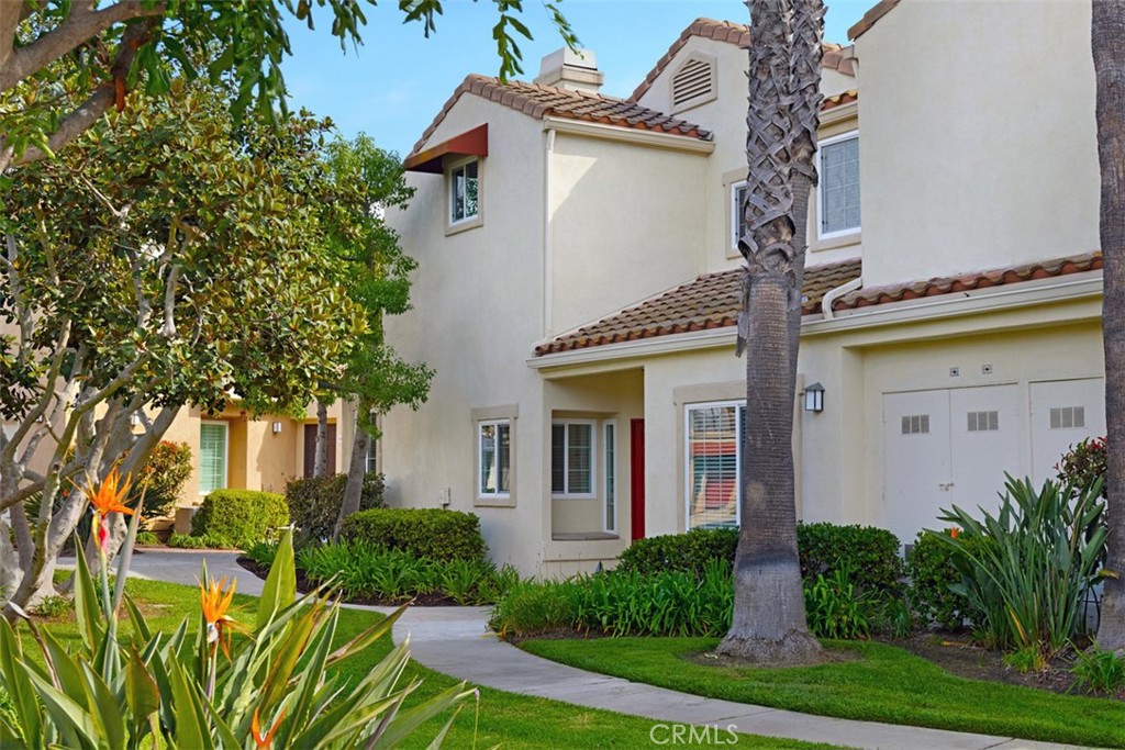 160 Chandon Property Photo 1