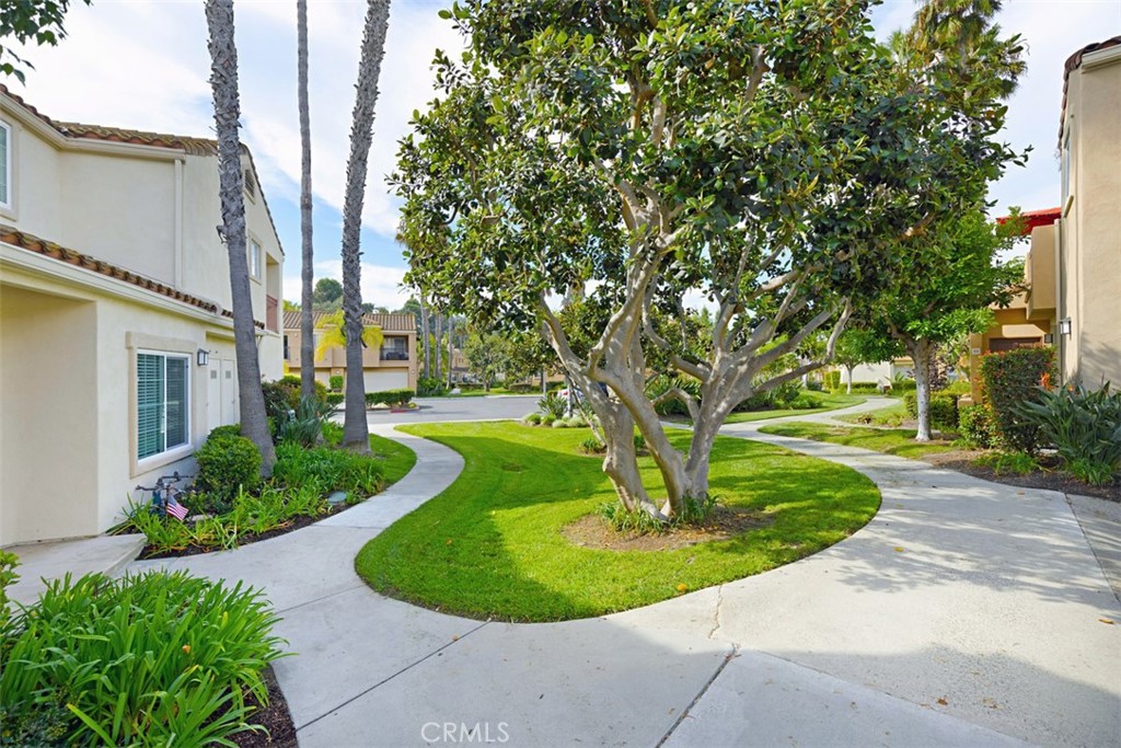 160 Chandon Property Photo 2